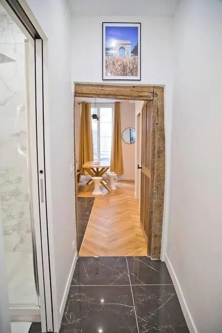 Apartament Fully Renovated Historic Apt In Heart Mouffetard Paryż