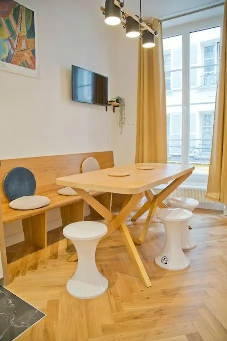 Fully Renovated Historic Apt In Heart Mouffetard Paryż 0*,